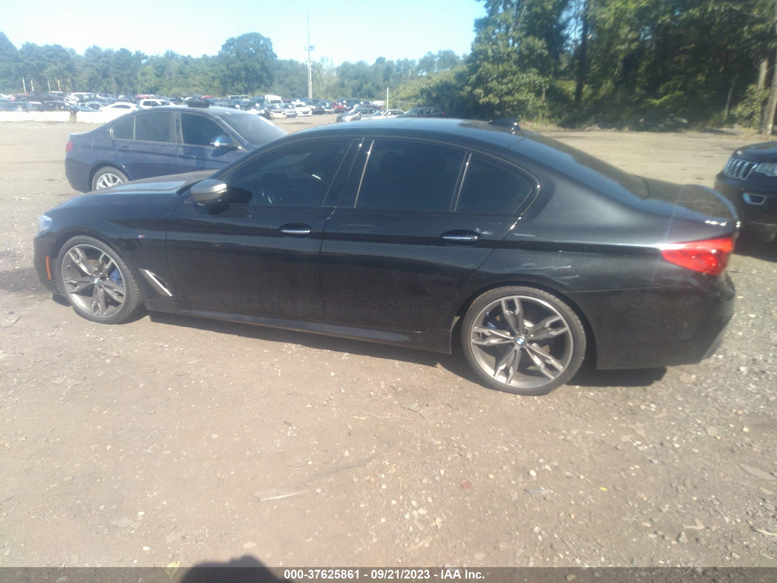 Photo 13 VIN: WBAJB9C56JB287325 - BMW 5ER 