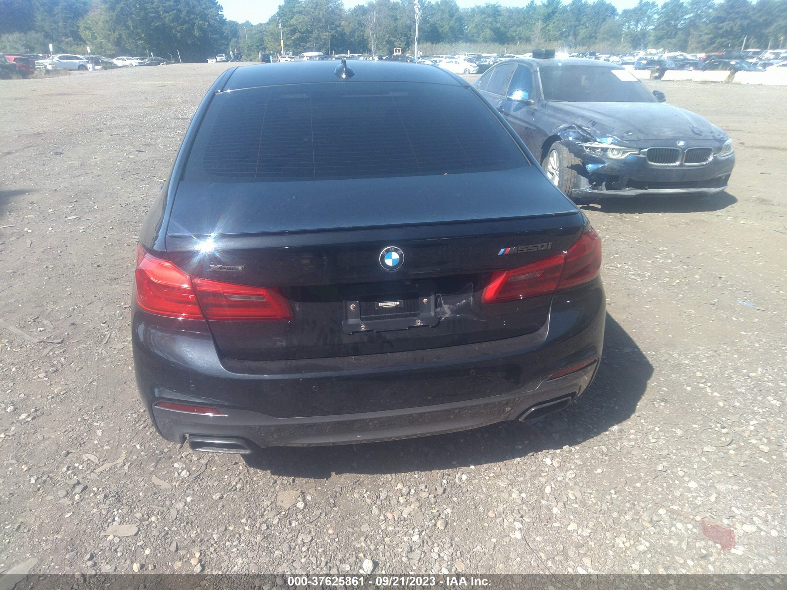 Photo 15 VIN: WBAJB9C56JB287325 - BMW 5ER 