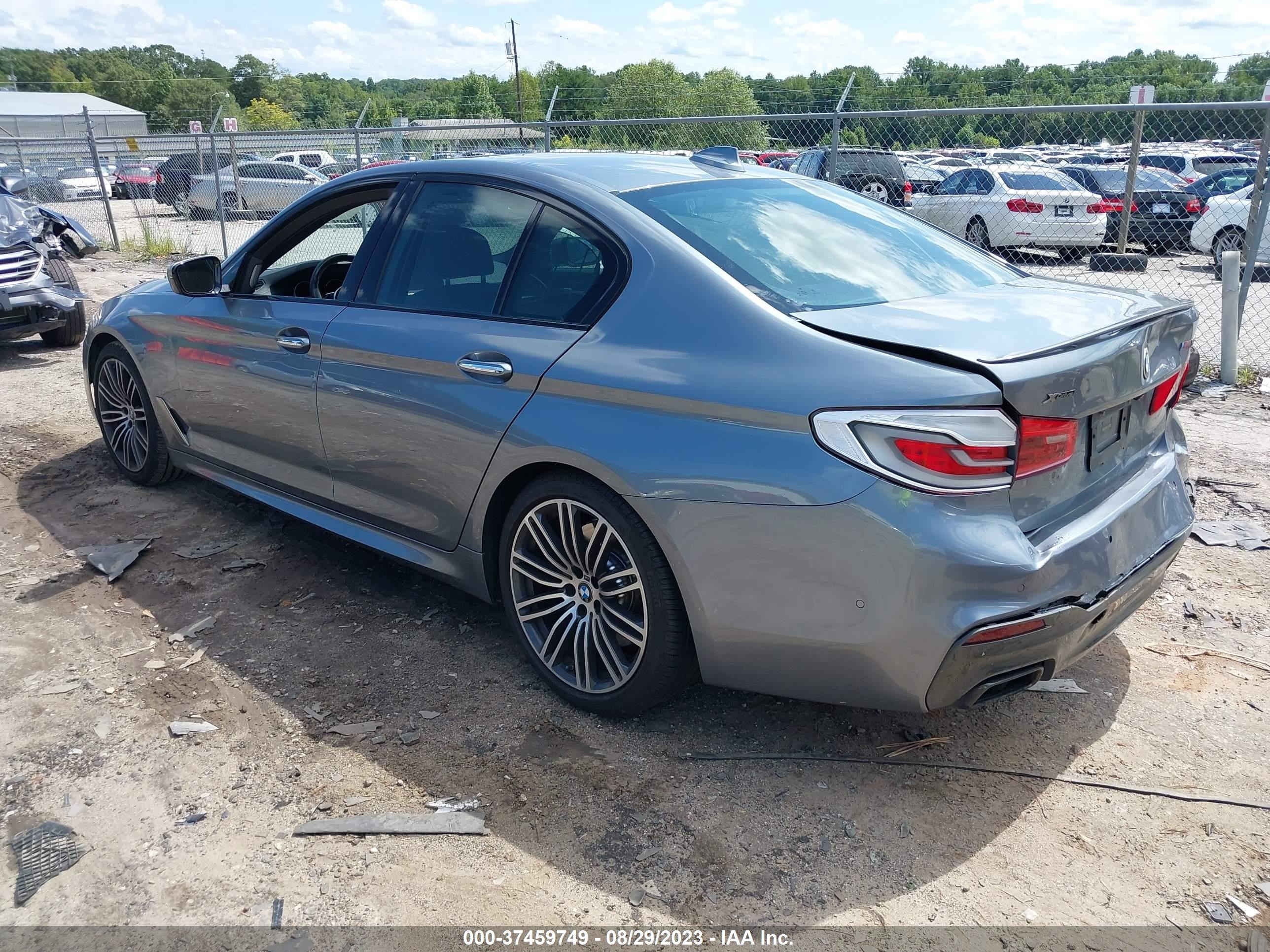 Photo 2 VIN: WBAJB9C57JB036751 - BMW 5 SERIES 