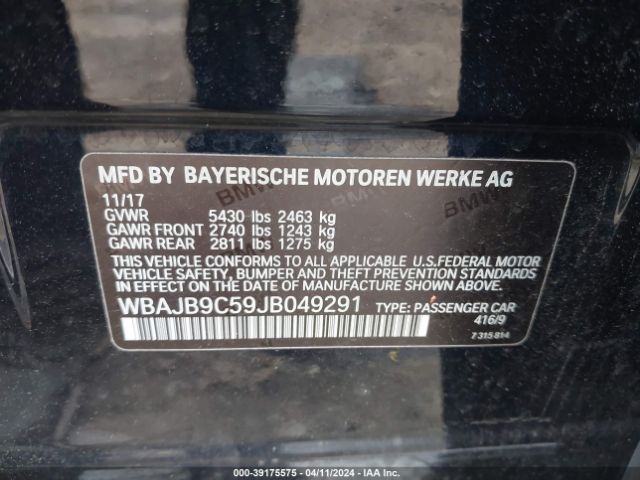 Photo 8 VIN: WBAJB9C59JB049291 - BMW M550I 