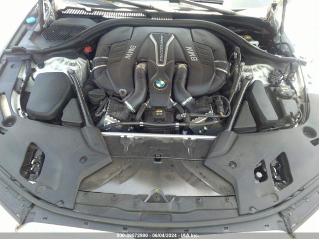 Photo 9 VIN: WBAJB9C59KB464595 - BMW M550I 