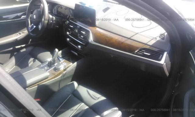 Photo 4 VIN: WBAJB9C5XJB286095 - BMW M550XI 