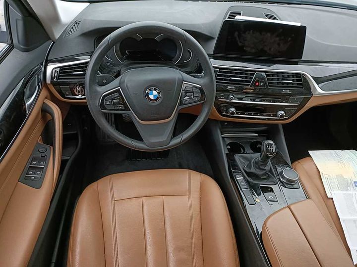 Photo 9 VIN: WBAJC31000DB91522 - BMW 5-SERIE &#3916 