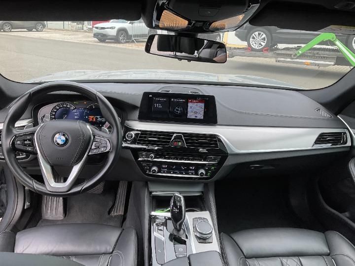 Photo 28 VIN: WBAJC31000G922803 - BMW 520D 