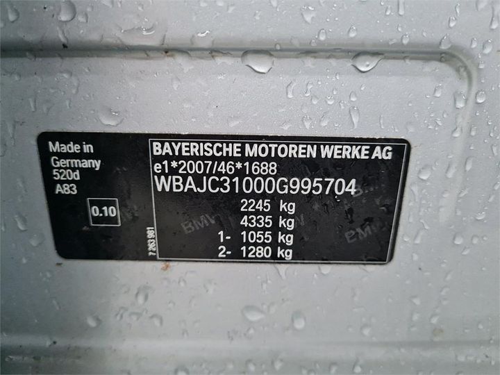 Photo 6 VIN: WBAJC31000G995704 - BMW 5 BERLINE 