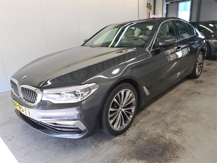 Photo 1 VIN: WBAJC31000WB80640 - BMW 520 