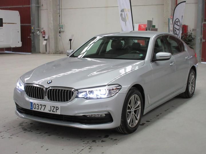 Photo 1 VIN: WBAJC31020G991721 - BMW 520D CITY CAR 