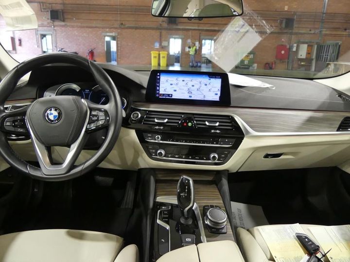 Photo 6 VIN: WBAJC31020WA79129 - BMW 5 - 2017 