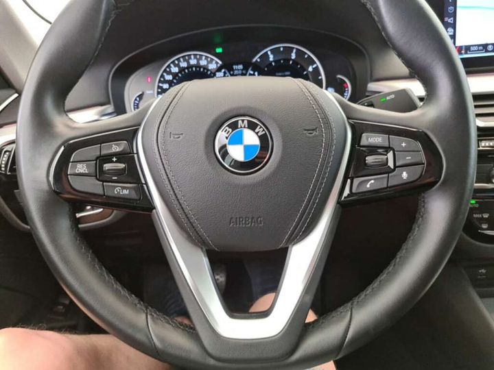 Photo 8 VIN: WBAJC31030G997687 - BMW 520D 