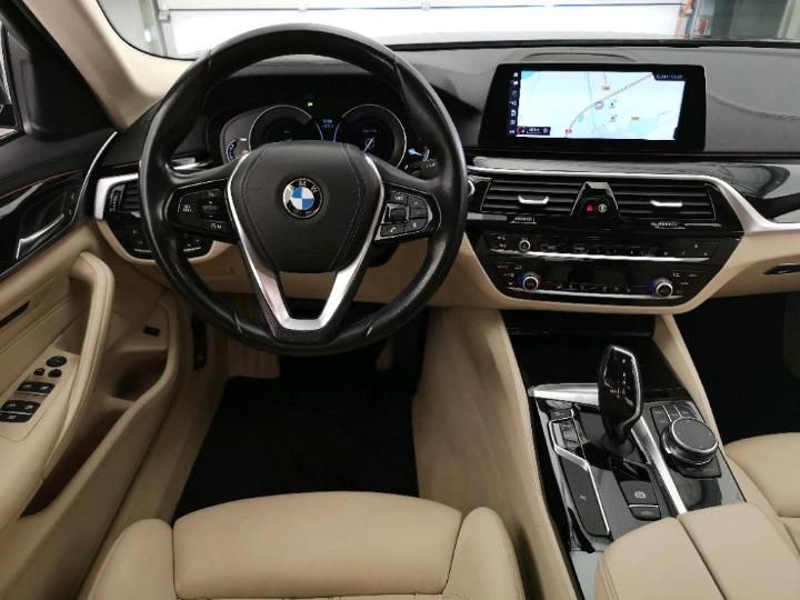 Photo 8 VIN: WBAJC31040G870575 - BMW 5 