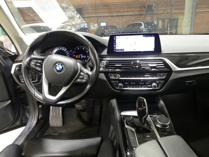 Photo 8 VIN: WBAJC31040G921587 - BMW 5 - 2017 