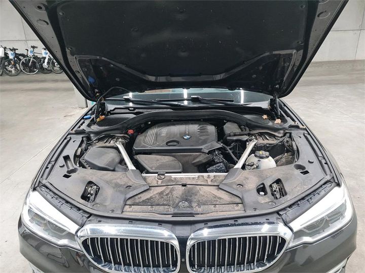 Photo 10 VIN: WBAJC31050B053239 - BMW 5 BERLINE 