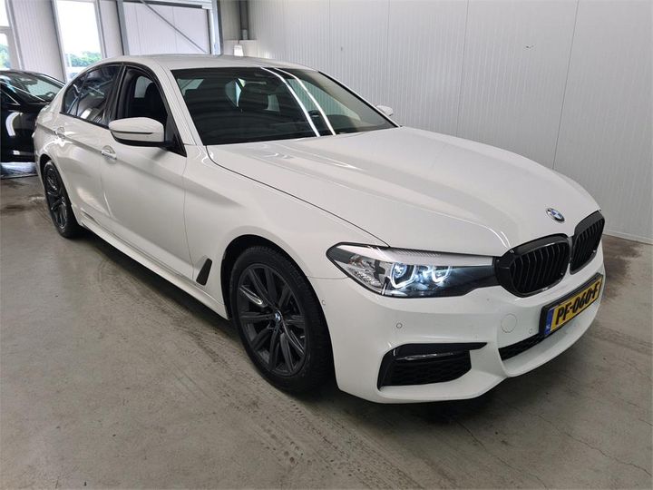 Photo 2 VIN: WBAJC31050G872514 - BMW 520 