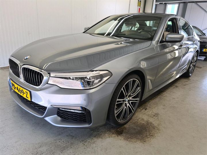 Photo 21 VIN: WBAJC31050WA76242 - BMW 520 