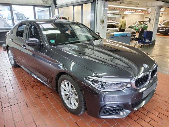 Photo 0 VIN: WBAJC31070DB91369 - BMW 520D 