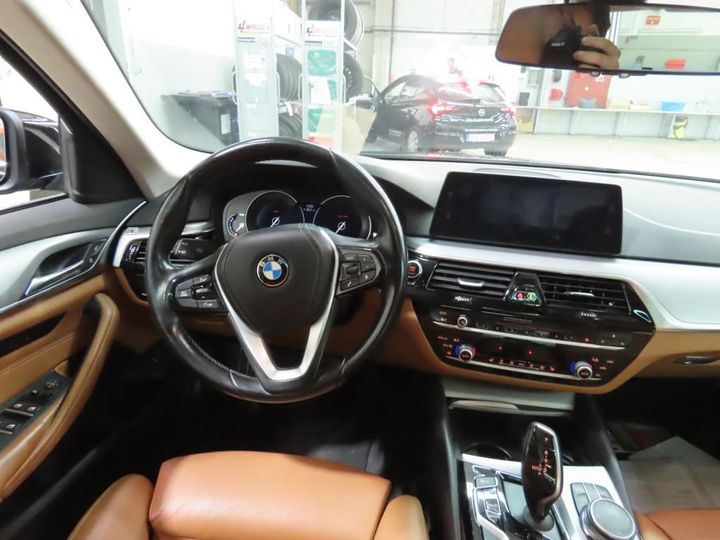 Photo 5 VIN: WBAJC31070G871428 - BMW 5 