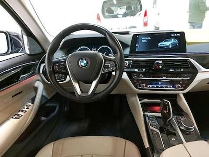 Photo 9 VIN: WBAJC31080G921883 - BMW 5 DIESEL - 2017 