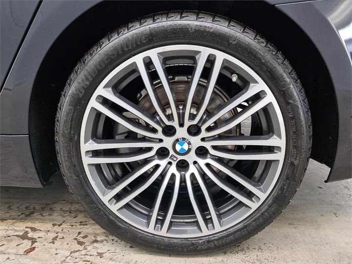 Photo 14 VIN: WBAJC31080G995806 - BMW 520 