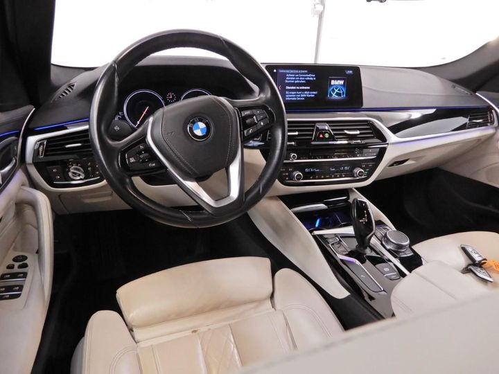 Photo 9 VIN: WBAJC31080WA79281 - BMW 5 SERIE SEDAN 