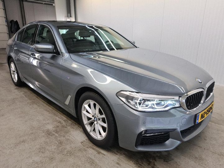 Photo 2 VIN: WBAJC310X0G872024 - BMW 520 