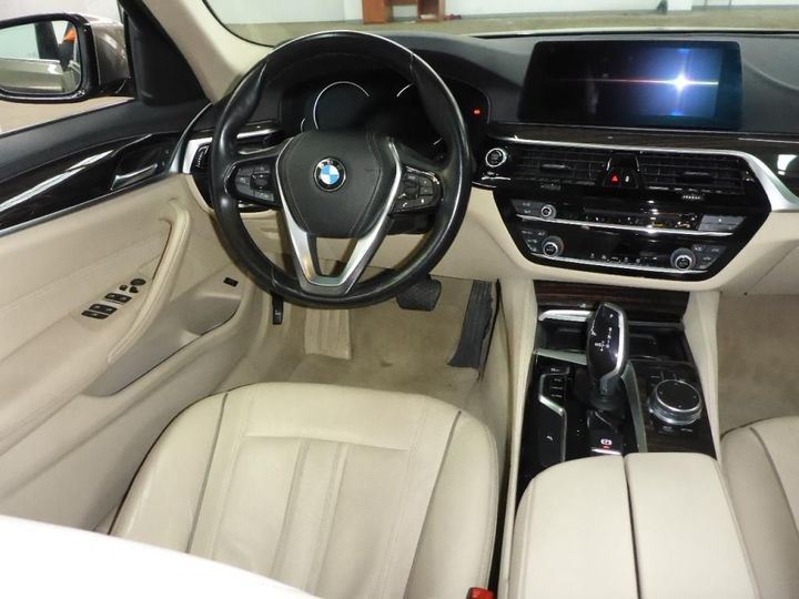 Photo 8 VIN: WBAJC51080WA05757 - BMW SERIES 5 