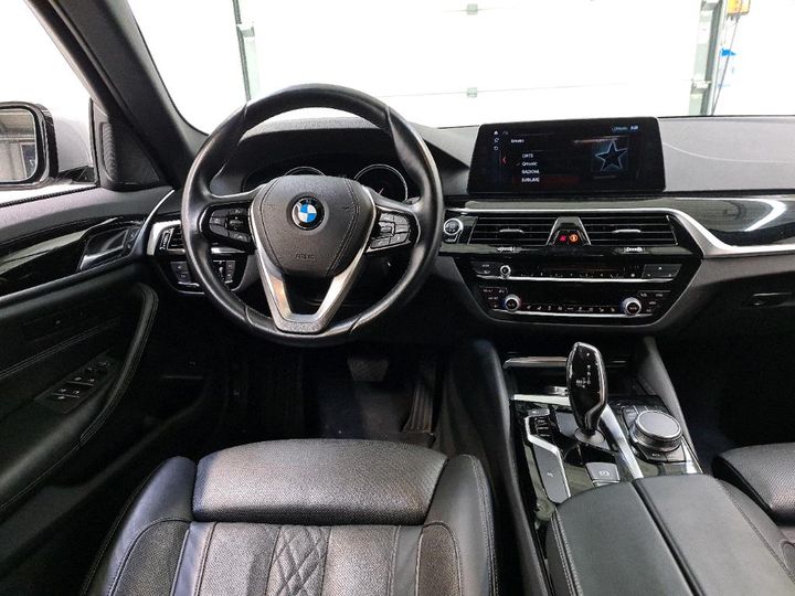 Photo 6 VIN: WBAJC91000G942603 - BMW 530 