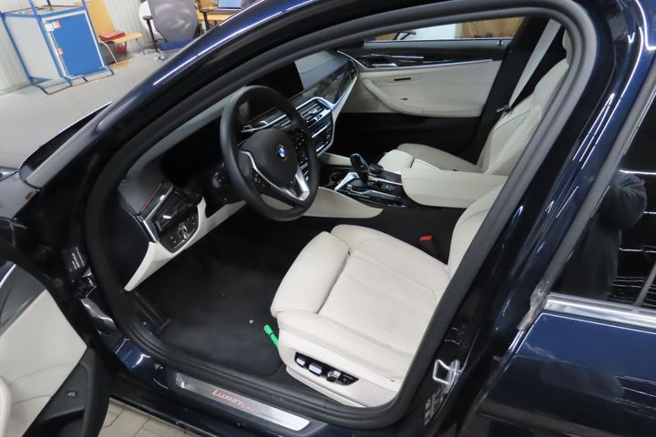 Photo 2 VIN: WBAJC91040CE13164 - BMW 530D 