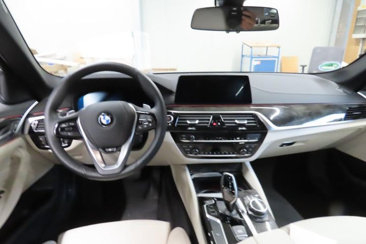 Photo 4 VIN: WBAJC91040CE13164 - BMW 530D 