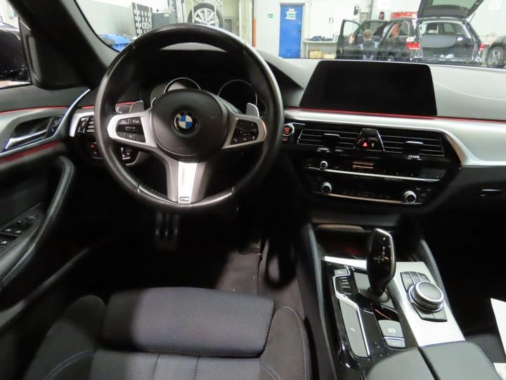 Photo 5 VIN: WBAJC91070CD11776 - BMW 5 