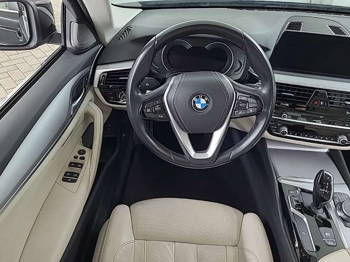 Photo 8 VIN: WBAJC91070G940864 - BMW 5 SERIE SEDAN 