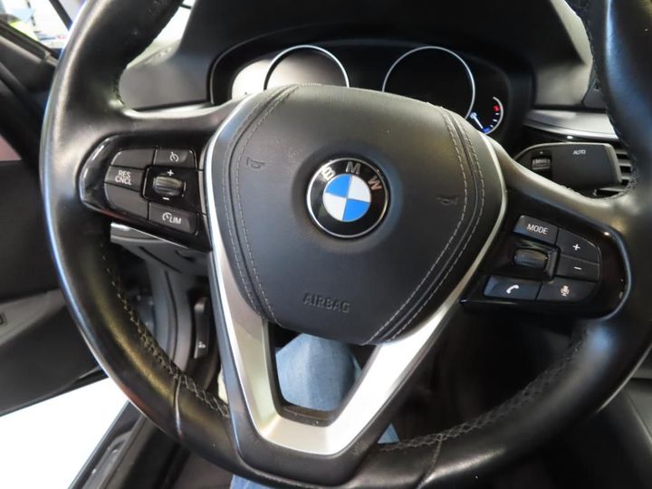 Photo 6 VIN: WBAJC910XHG942295 - BMW SERIES 5 