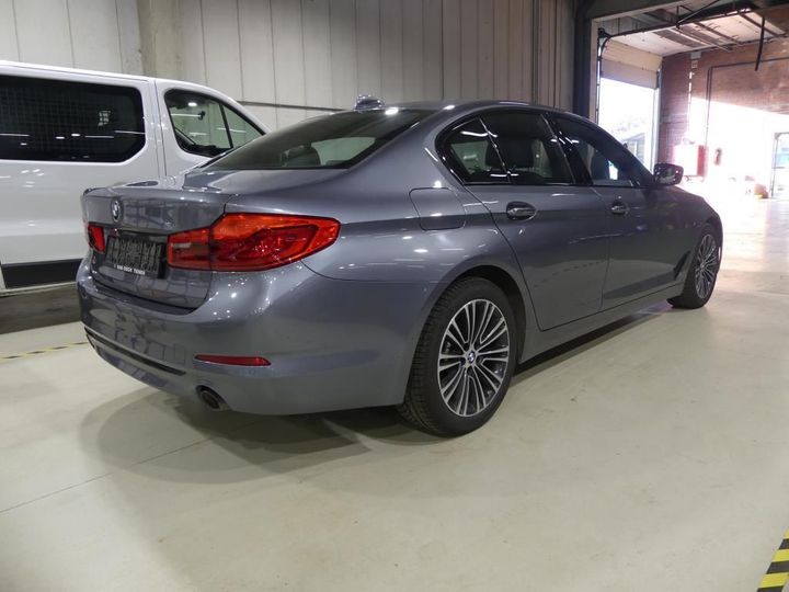 Photo 2 VIN: WBAJD11000G879467 - BMW 5 - 2017 