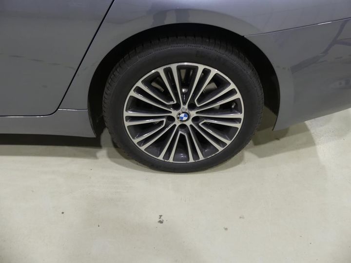 Photo 25 VIN: WBAJD11000G879467 - BMW 5 - 2017 