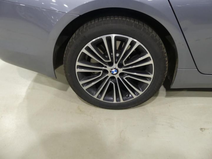 Photo 27 VIN: WBAJD11000G879467 - BMW 5 - 2017 