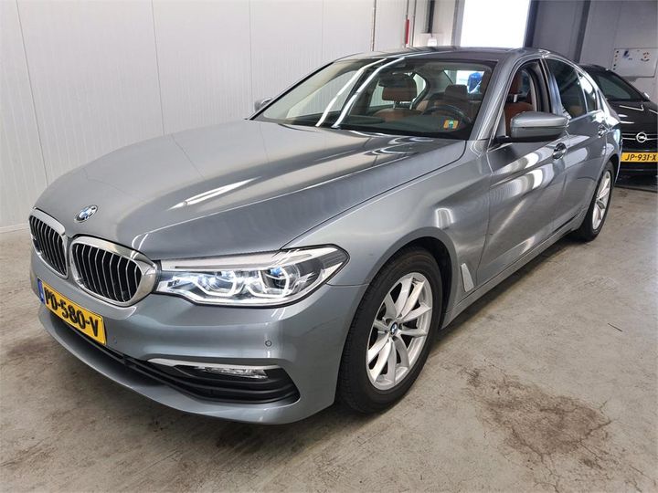 Photo 1 VIN: WBAJE31030G592343 - BMW 520 