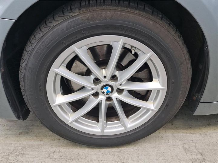 Photo 12 VIN: WBAJE31030G592343 - BMW 520 