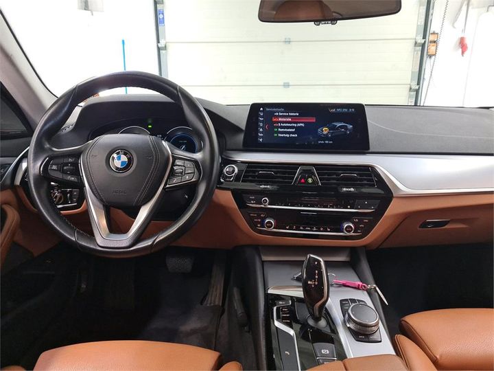 Photo 6 VIN: WBAJE31030G592343 - BMW 520 