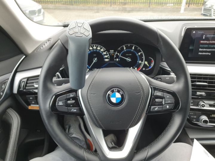 Photo 12 VIN: WBAJE31050G592232 - BMW 520D 