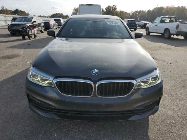 Photo 4 VIN: WBAJE5C30HG916735 - BMW 540 I 