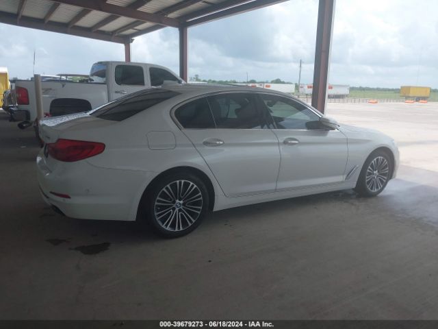 Photo 3 VIN: WBAJE5C31HG913536 - BMW 540I 