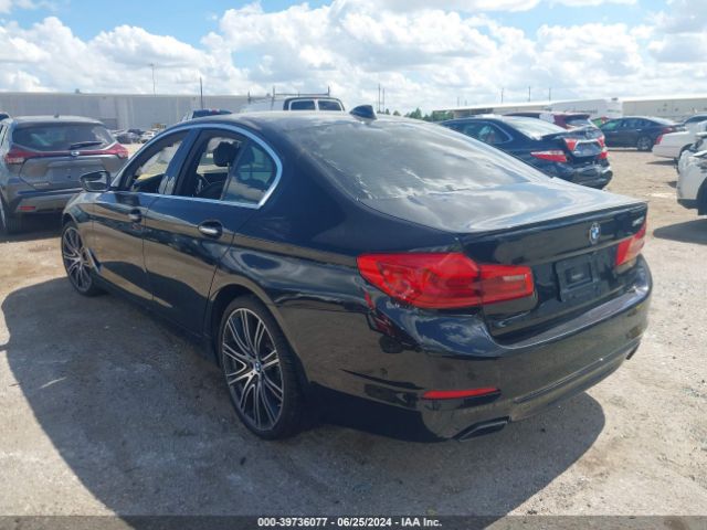 Photo 2 VIN: WBAJE5C31HG914895 - BMW 540I 