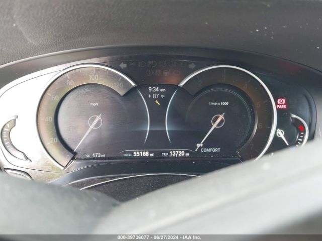 Photo 6 VIN: WBAJE5C31HG914895 - BMW 540I 