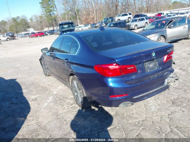 Photo 2 VIN: WBAJE5C31HG916663 - BMW 540I 