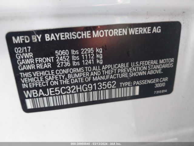 Photo 8 VIN: WBAJE5C32HG913562 - BMW 540I 