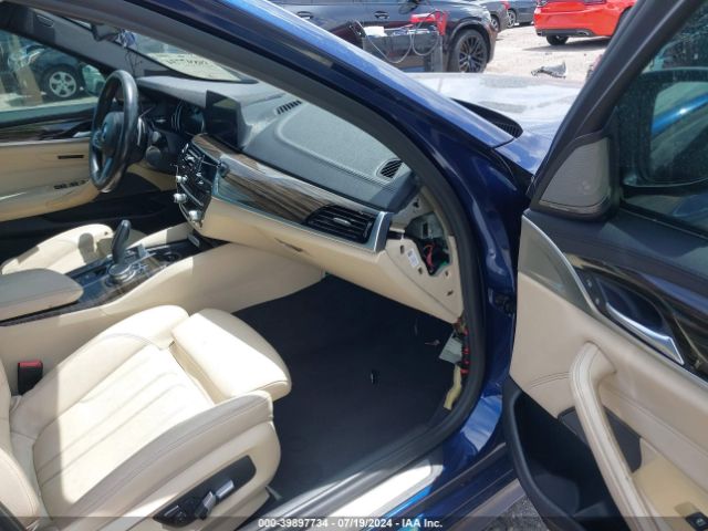 Photo 4 VIN: WBAJE5C32HWA92410 - BMW 540I 