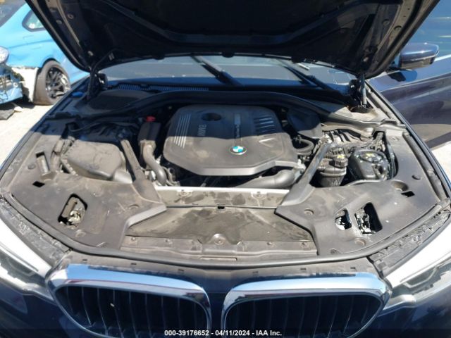 Photo 9 VIN: WBAJE5C35HG917010 - BMW 540I 