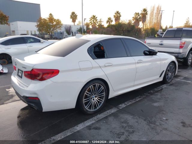 Photo 3 VIN: WBAJE5C36HG477802 - BMW 540I 