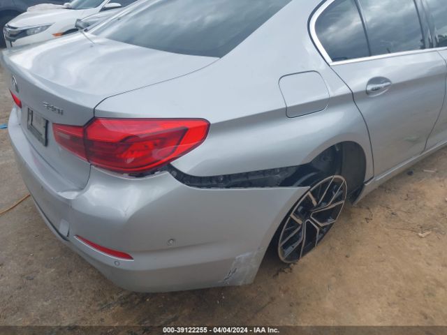 Photo 5 VIN: WBAJE5C37HG914996 - BMW 540I 