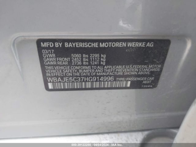 Photo 8 VIN: WBAJE5C37HG914996 - BMW 540I 