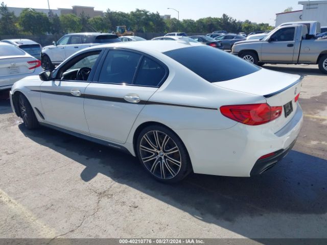 Photo 2 VIN: WBAJE5C38HG914019 - BMW 540I 